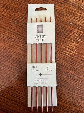 Lantern Moon double pointed knitting needles rosewood set of 5 size 4